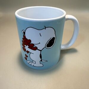 Peanuts-themed Heart ceramic coffee mug 12 OZ NWOT